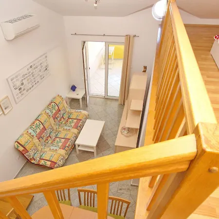 Apartament In Mit Eigenem Balkon By Interhome *